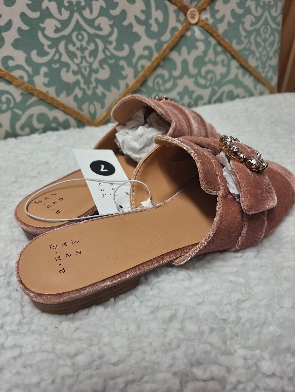 A New Day Womens Pink Velvet Slip-On Mule with Crystal Buckle 7 - Picture 8 of 8